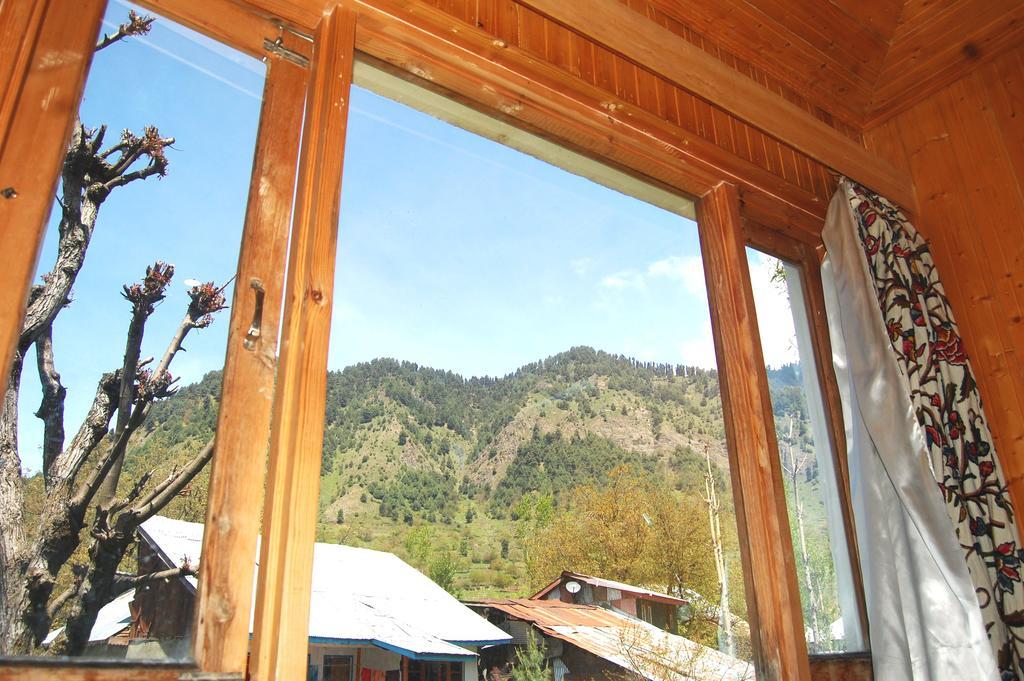 Hotel Paradise Inn Pahalgām Esterno foto