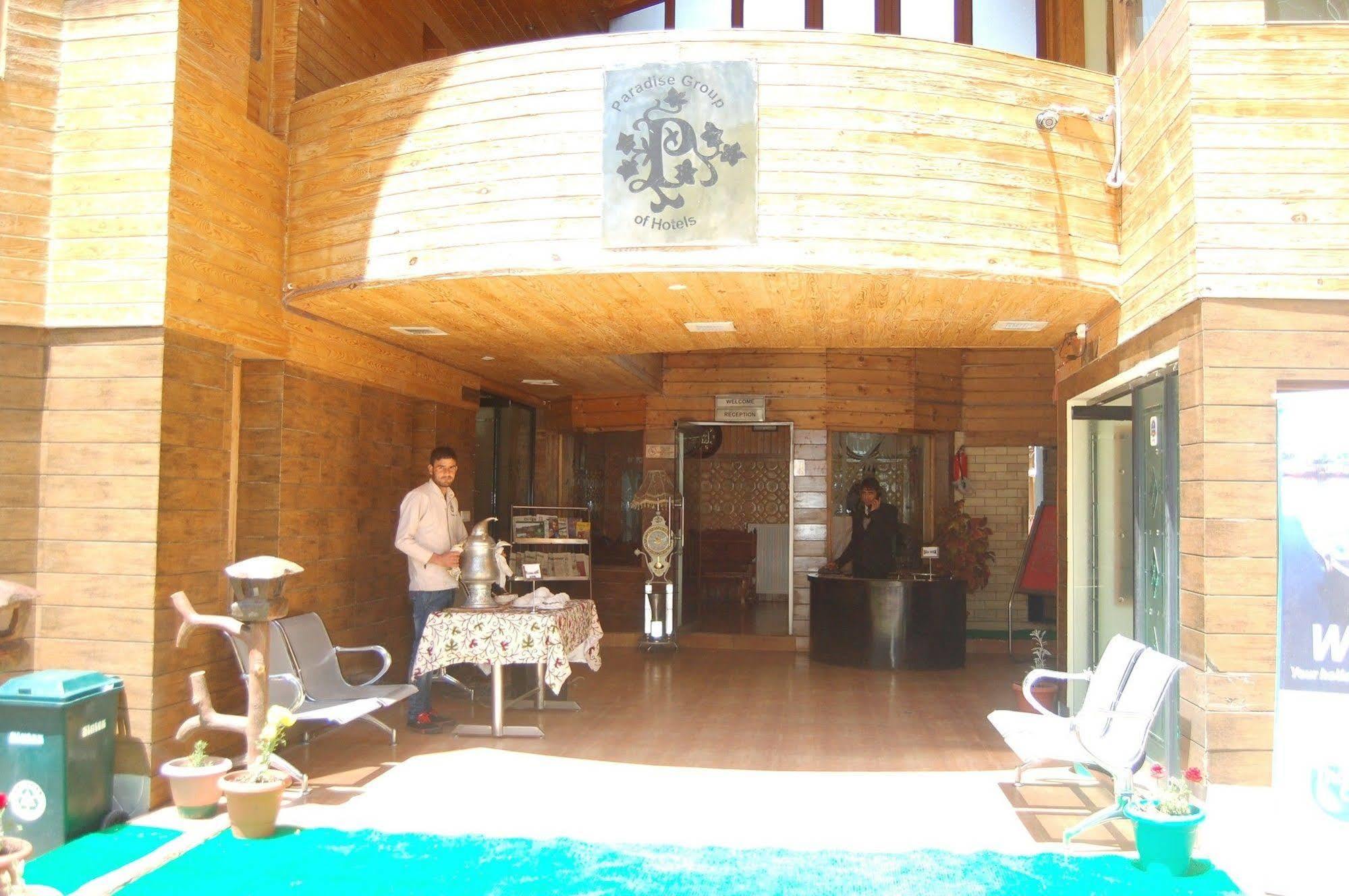 Hotel Paradise Inn Pahalgām Esterno foto